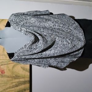 Andrew Charles top size Medium